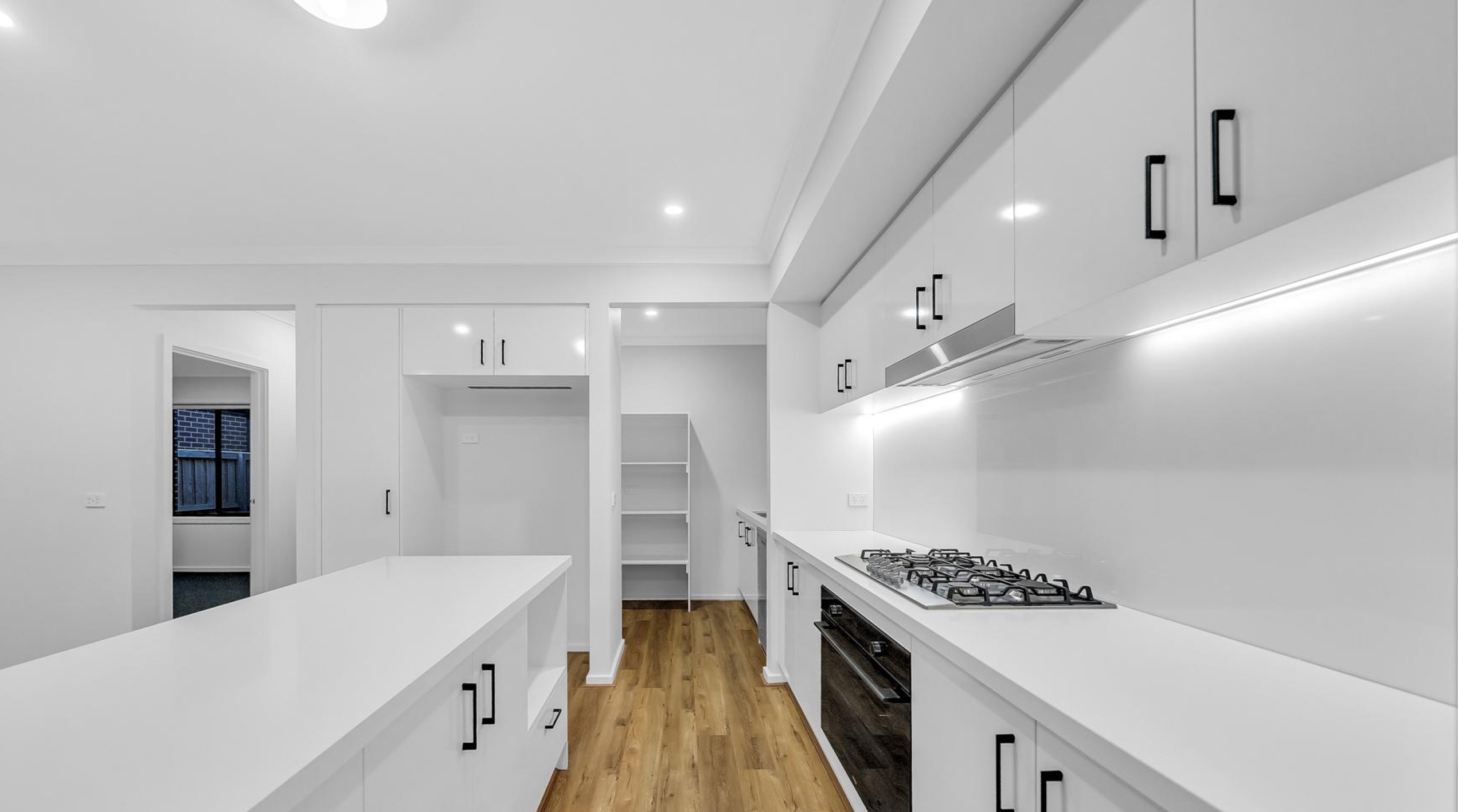 Empty Room Gallery 3